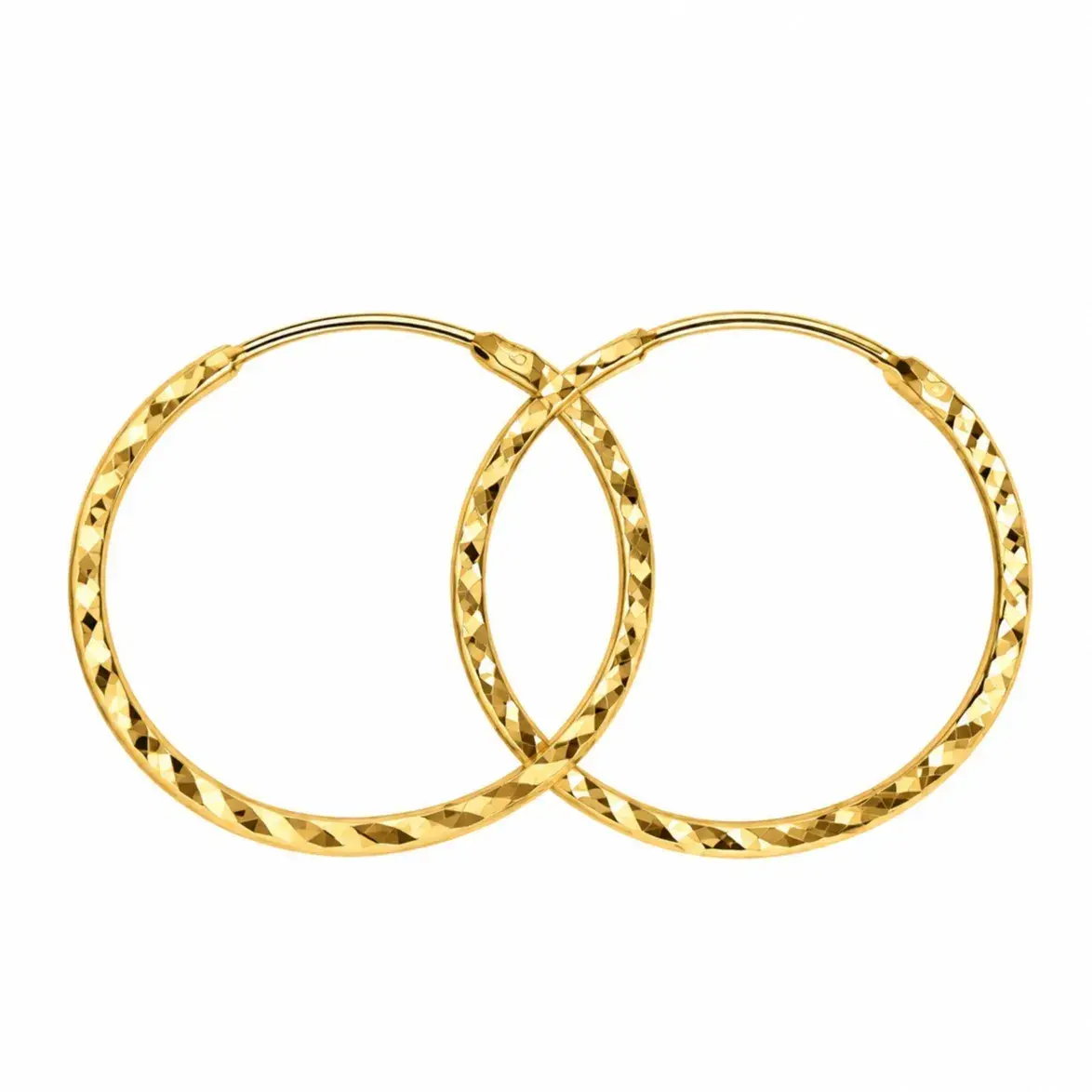 گوشواره طلا 18 عیار مدل حلقه ای تراش وزن 0.580 گرم