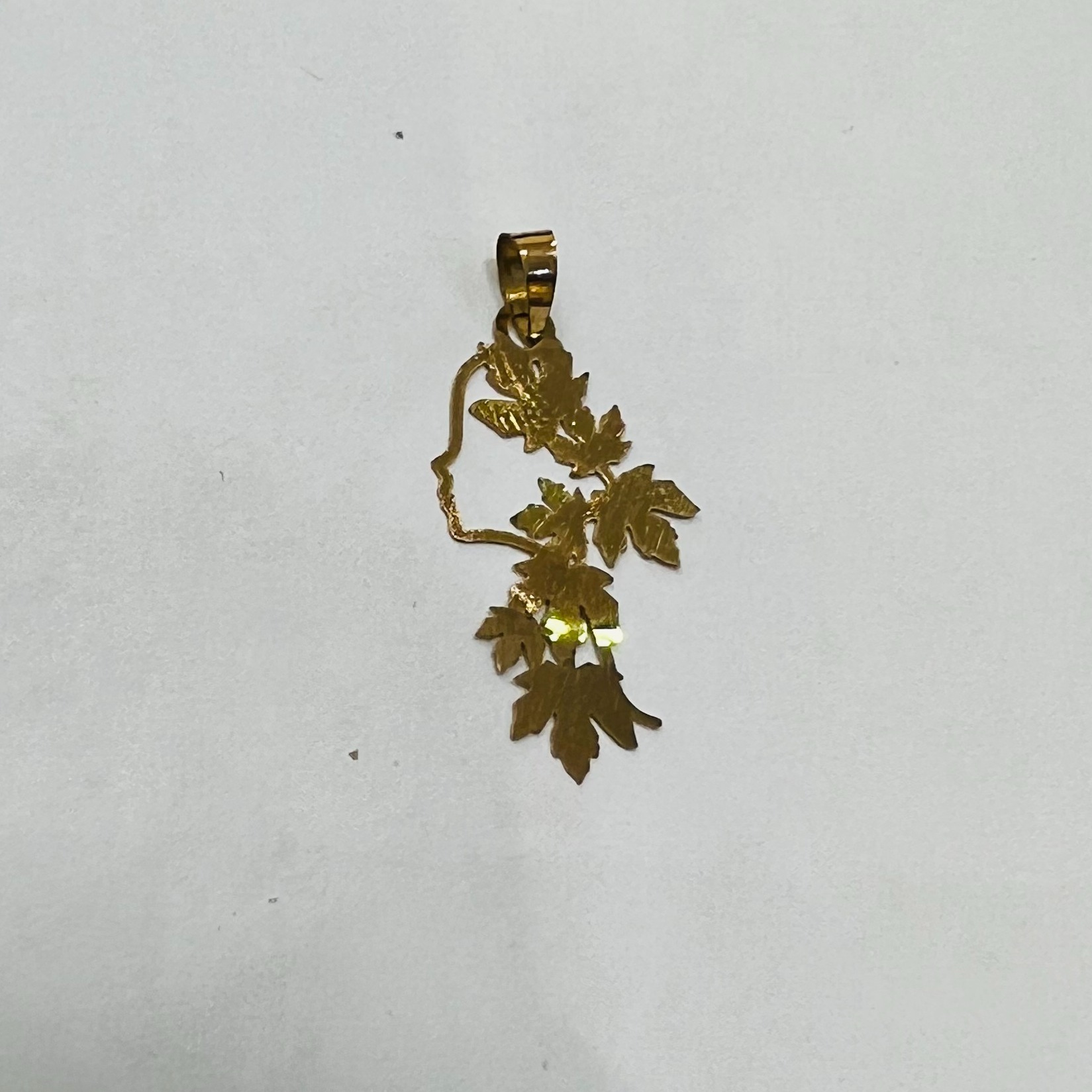 آویز طلا ۱۸ عیار مدل دختر پاییز وزن 0.210 گرم 2
