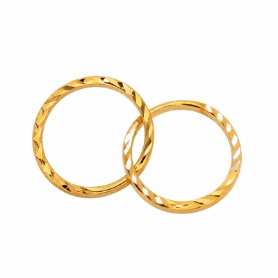 گوشواره طلا 18 عیار مدل حلقه‌ای تراش وزن 0.62 گرم