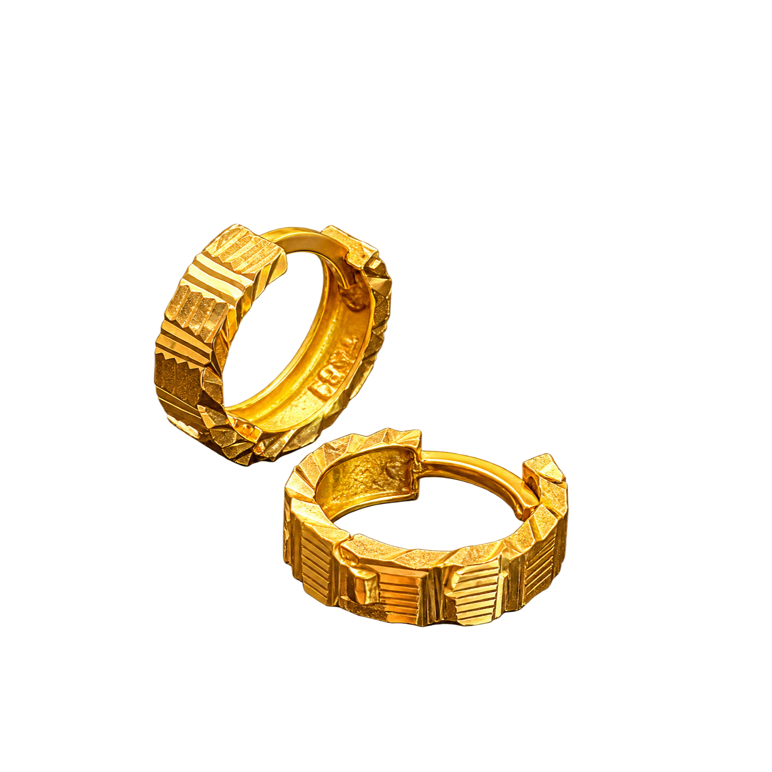 گوشواره طلا ۱۸ عیار مدل تراش وزن 1.320 گرم